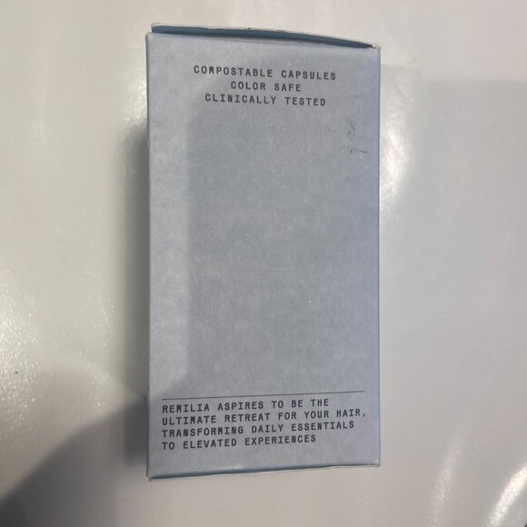 Remilia The Cosmocap Daily Hair Serum Shine Boost Frizz Control 30Capsules 3/27 - Picture 3 of 5